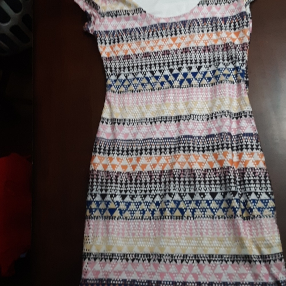 Short cute patterned dress